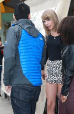 TAYLOR SWIFT Out and About in Beverly Hills 05/08/2015