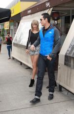 TAYLOR SWIFT Out and About in Beverly Hills 05/08/2015