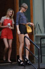 TAYLOR SWIFT un Shorts Leaves Her Apartment in New York 05/30/2015