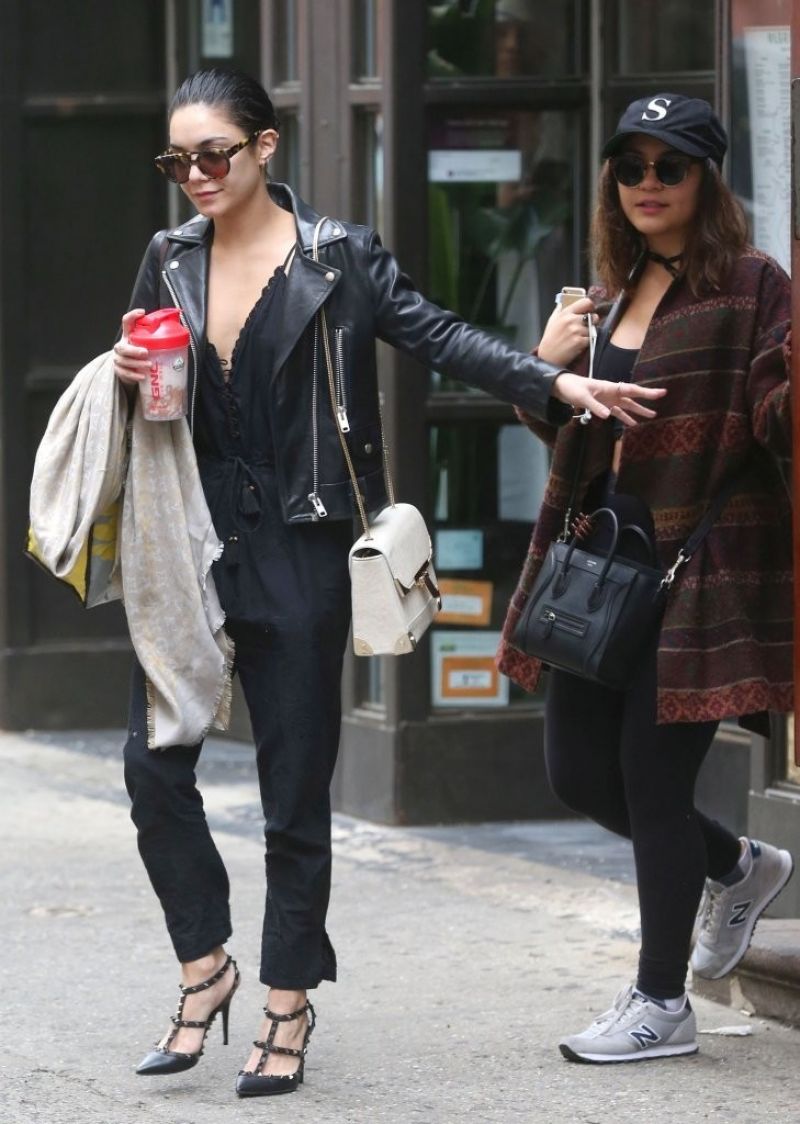 VANESSA and STELLA HUDGENS Out and About in New York 05/06/2015 ...