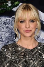 ANNA FARIS in Jurassic World Premiere in Hollywood