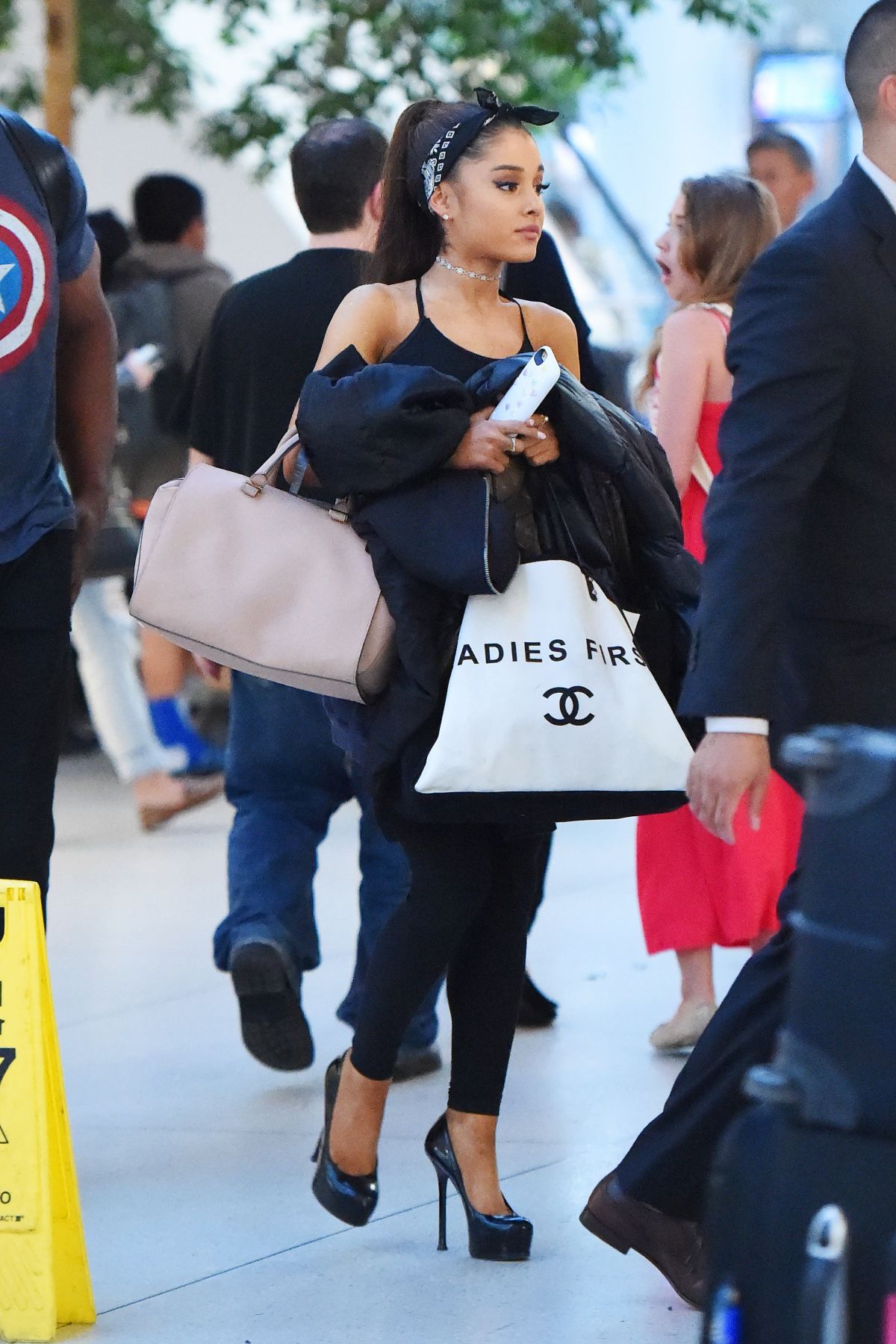 Ariana Grande JFK Airport June 29, 2015 – Star Style