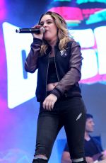 BEATRICE MILLER Performs at Digifest 2015 in New York