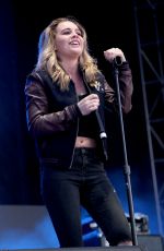 BEATRICE MILLER Performs at Digifest 2015 in New York