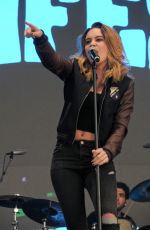 BEATRICE MILLER Performs at Digifest 2015 in New York