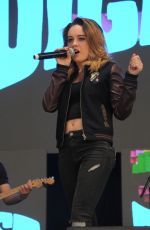 BEATRICE MILLER Performs at Digifest 2015 in New York