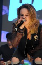BEATRICE MILLER Performs at Digifest 2015 in New York
