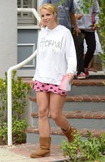 BRITNEY SPEARS Out in Calabasas 06/2015