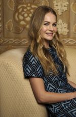 BRITT ROBERTSON - Brian Van Der Brug Photoshoot for LA Times