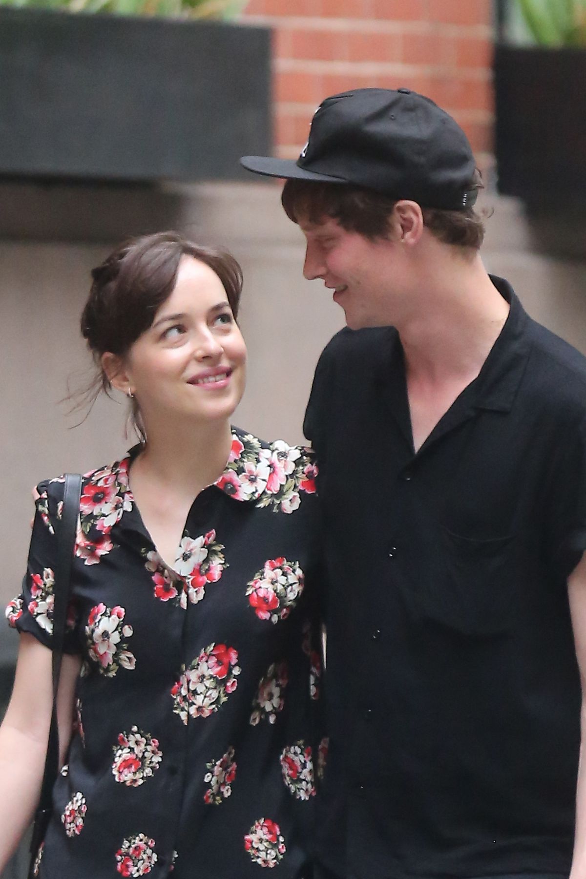 DAKOTA JOHNSON and Matthew Hitt Out and About in New York 06/20/2015 DAKOTA JOHNSON and Matthew Hitt Out and About in New York 06/20/2015