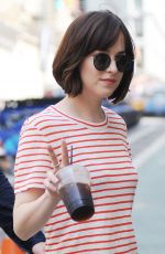 DAKOTA JOHNSON on the Set of How To Be Single in New York 05/26/2015
