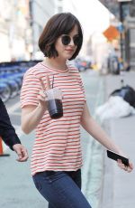 DAKOTA JOHNSON on the Set of How To Be Single in New York 05/26/2015