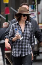 DAKOTA JOHSNON on the Set of How to be Single 06/04/2015