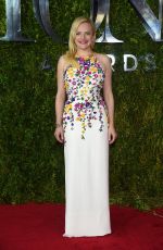 ELISABETH MOSS at 2015 Tony Awards in New York