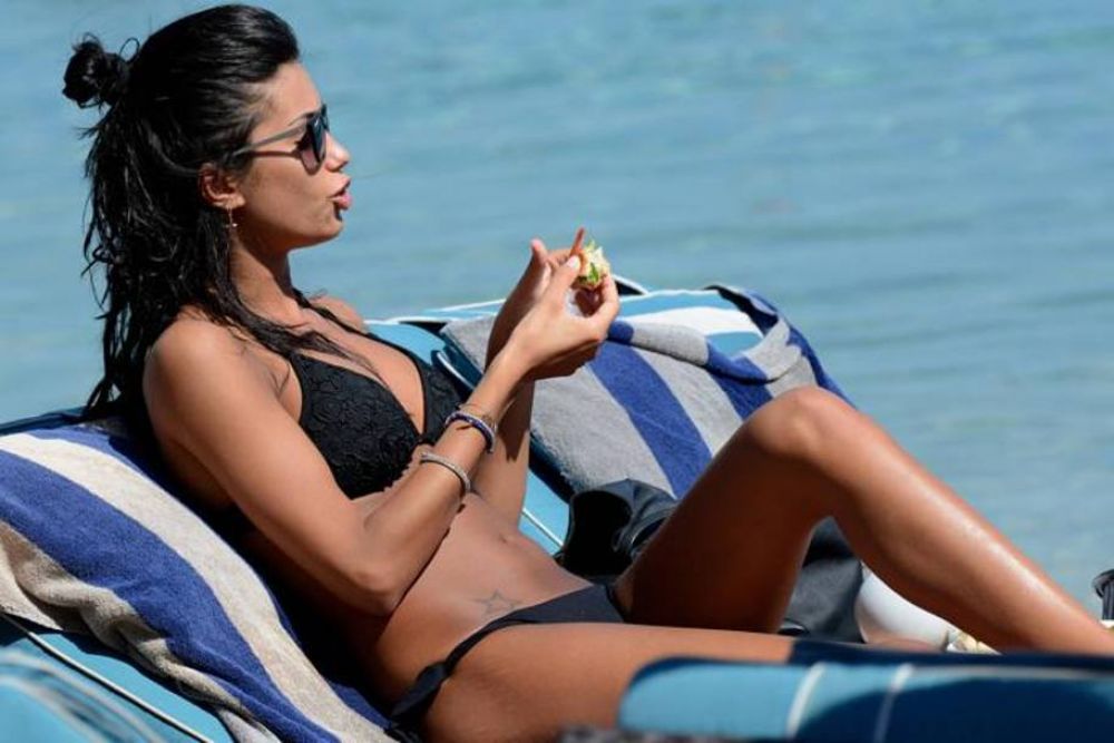 FEDERICA NARGI In Black Bikini At A Beach In Mykonos 06 13 2015 federica-nargi-in-black-bikini-at-a-beach-in-mykonos-06-13-2015
