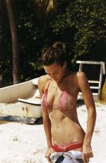 HANNAH FERGUSON - Galoremag, Summer Bobmshell Guide 2015