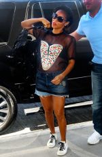 JADA PINKETT SMITH Arrives at Los Angeles International Airport 06/21/2015