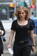 jennifer lopez - on set of 