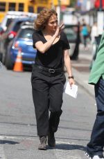 jennifer lopez - on set of 