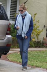 JULIA ROBERTS Out and About in Los Angeles 06/03/2015
