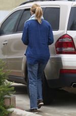 JULIA ROBERTS Out and About in Los Angeles 06/03/2015
