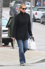 JULIA ROBERTS Out and About in Los Angeles 06/03/2015