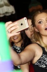 KELLI BERGLUND at Sabrina Carpenter