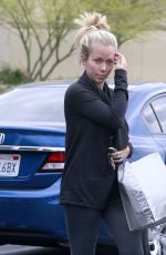 KENDRA WILKINSON Leaves Nordstrom in Sherman Oaks 06/05/2015