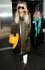 KHLOE KARDASHIAN Arrives at Los Angeles International Airport 05/31/2015