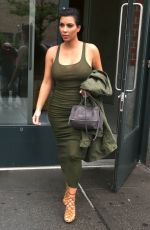 KIM KARDASHIAN Out and About in New York 06/02/2015