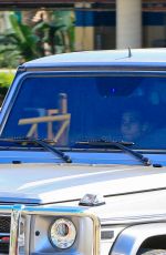 KYLIE JENNER Leaves Kanye West
