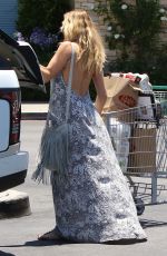 LEANN RIMES on Grocery Shopping in Calabasas 06/20/2015