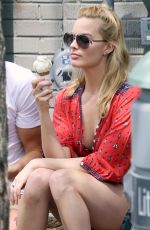 MARGOT ROBBIR Out for Ice Cram in Toronto 06/11/2015