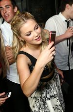 OLIVIA HOLT at Sabrina Carpenter