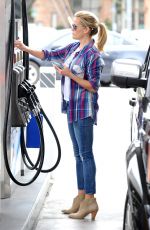 REESE WITHERSPOON at a Gas Station in Brentwood 06/13/2015