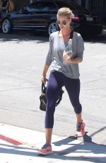 ROSIE HUNTINGTON-WHITELEY Leaves a Gym in Los Angeles 06/19/2015