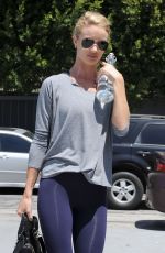 ROSIE HUNTINGTON-WHITELEY Leaves a Gym in Los Angeles 06/19/2015