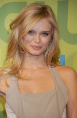 SARA PAXTON at CW Network’s 2015 Upfront in New York
