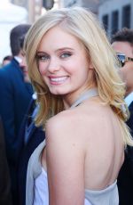 SARA PAXTON at CW Network’s 2015 Upfront in New York