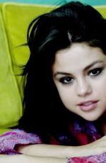 SELENA GOMEZ - Good for You Photoshoot