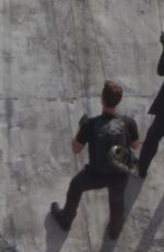 SHAILENE WOODLEY on the Set of Allegiant: Part 1 in Lindale 06/22/2015