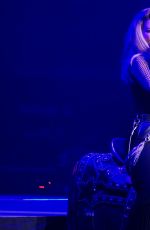 SHANIA TWAIN - Rock This Country 2015 Tour