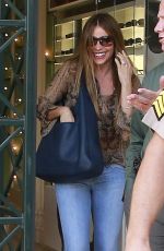 SOFIA VERGARA Out and About in Beverly Hills 06/01/2015