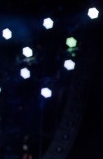 TAYLOR SWIFT at 1989 World Tour in Philadelphia