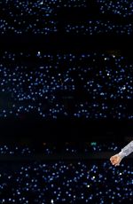 TAYLOR SWIFT at 1989 World Tour in Philadelphia