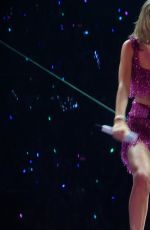 TAYLOR SWIFT Performs at 1989 World Tour in Glasgow