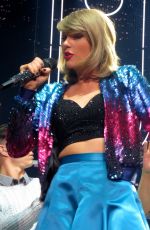 TAYLOR SWIFT Performs at 1989 World Tour in Glasgow