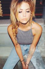 ASHLEY BENSON - Find Your California 2015 Photoshoot
