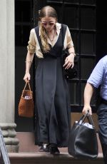 ASHLEY OLSEN Leaves Her House in New York 07/30/2015