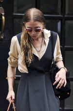 ASHLEY OLSEN Leaves Her House in New York 07/30/2015